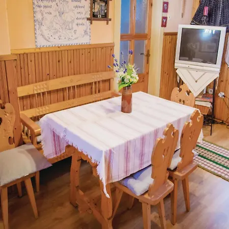 Two-bedroom Holiday In 度假居 *